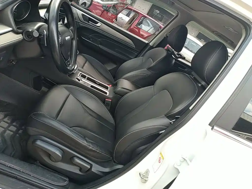 Haval M6 — миниатюра 15