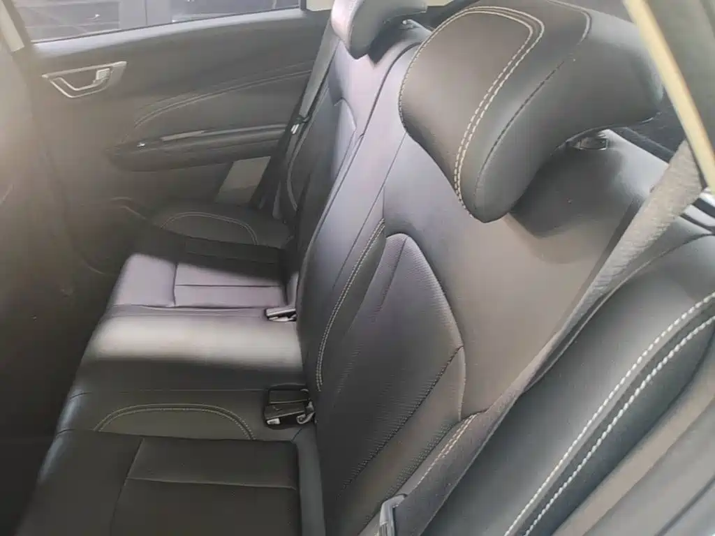 Geely Vision X3 — миниатюра 17
