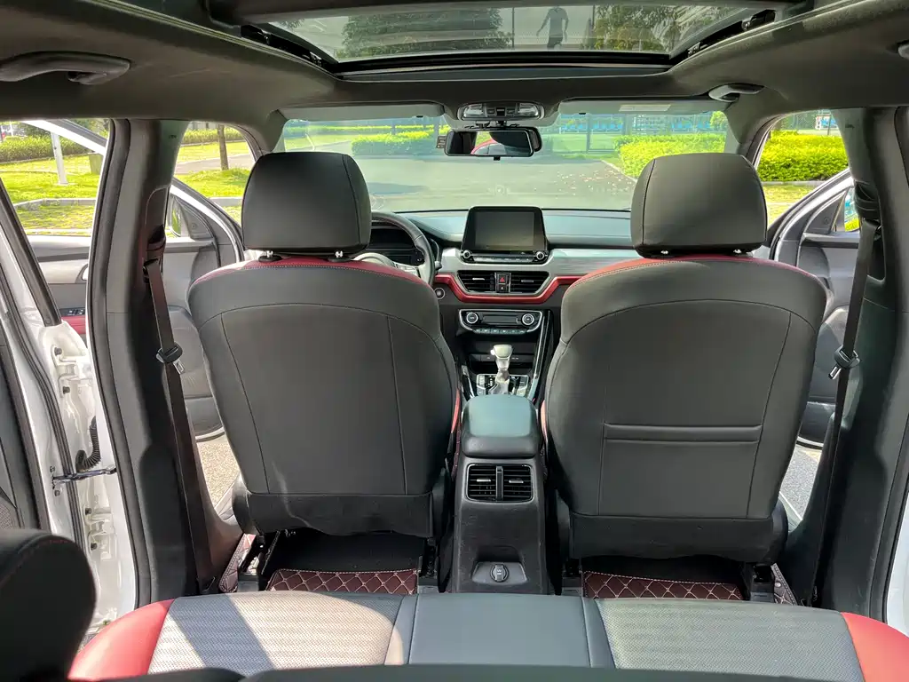 Kia Sportage — миниатюра 21