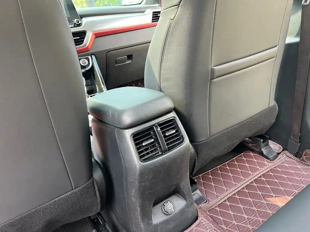 Kia Sportage — миниатюра 15
