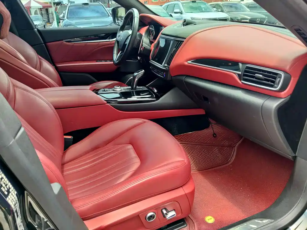Maserati Levante 2022 2.0T GT