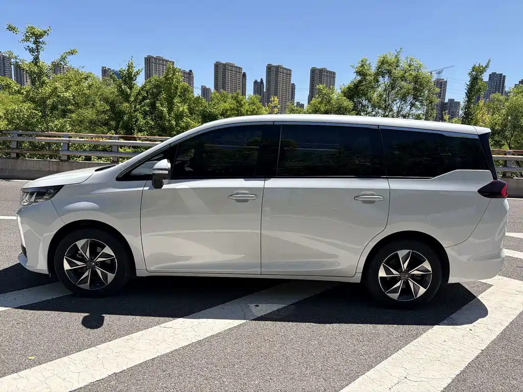 GAC Motor Trumpchi M6 — миниатюра 11