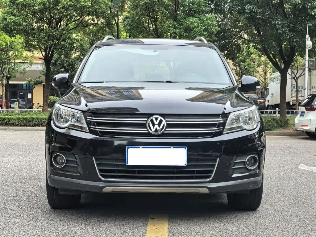Volkswagen Tiguan — миниатюра 2
