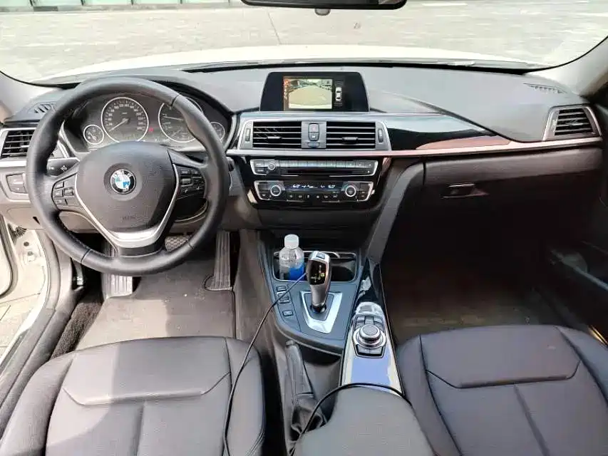 BMW 3 Series — миниатюра 5