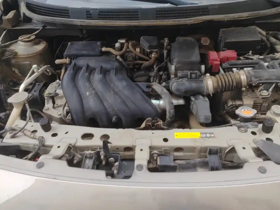 Nissan Sunny — миниатюра 10