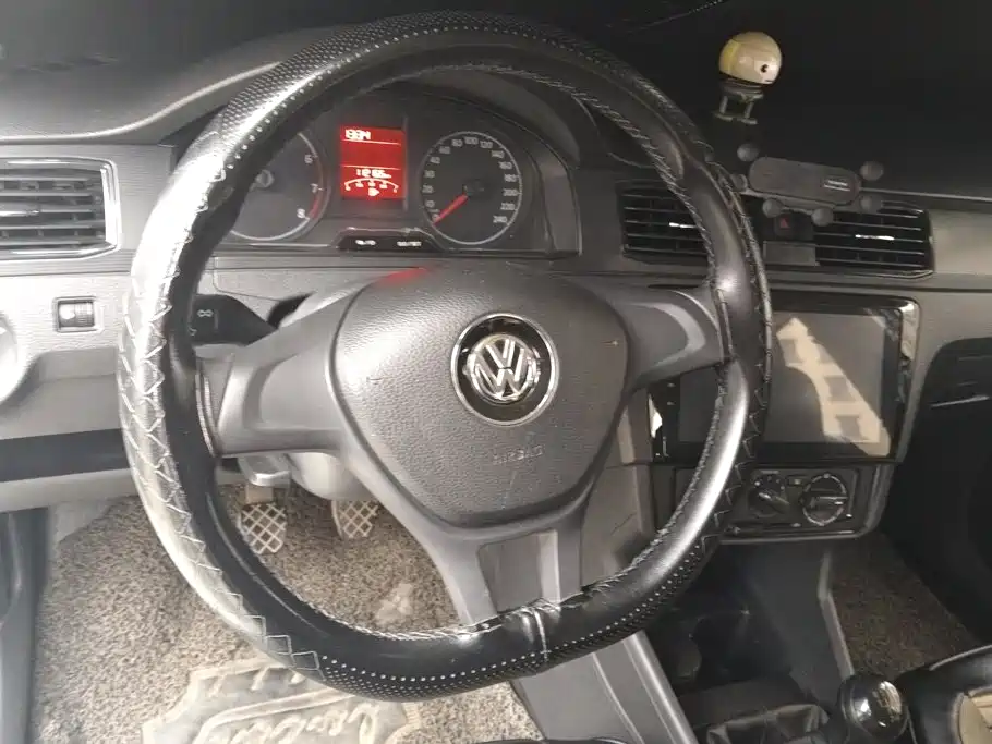 Volkswagen Santana — миниатюра 15