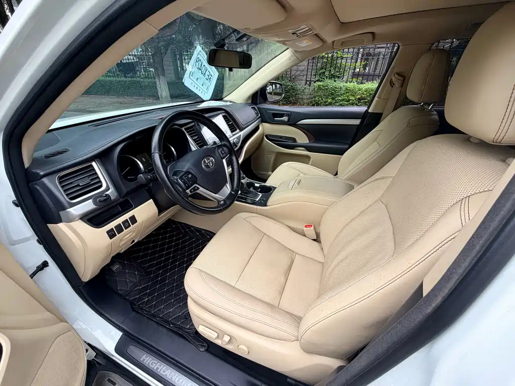 Toyota Highlander — миниатюра 6
