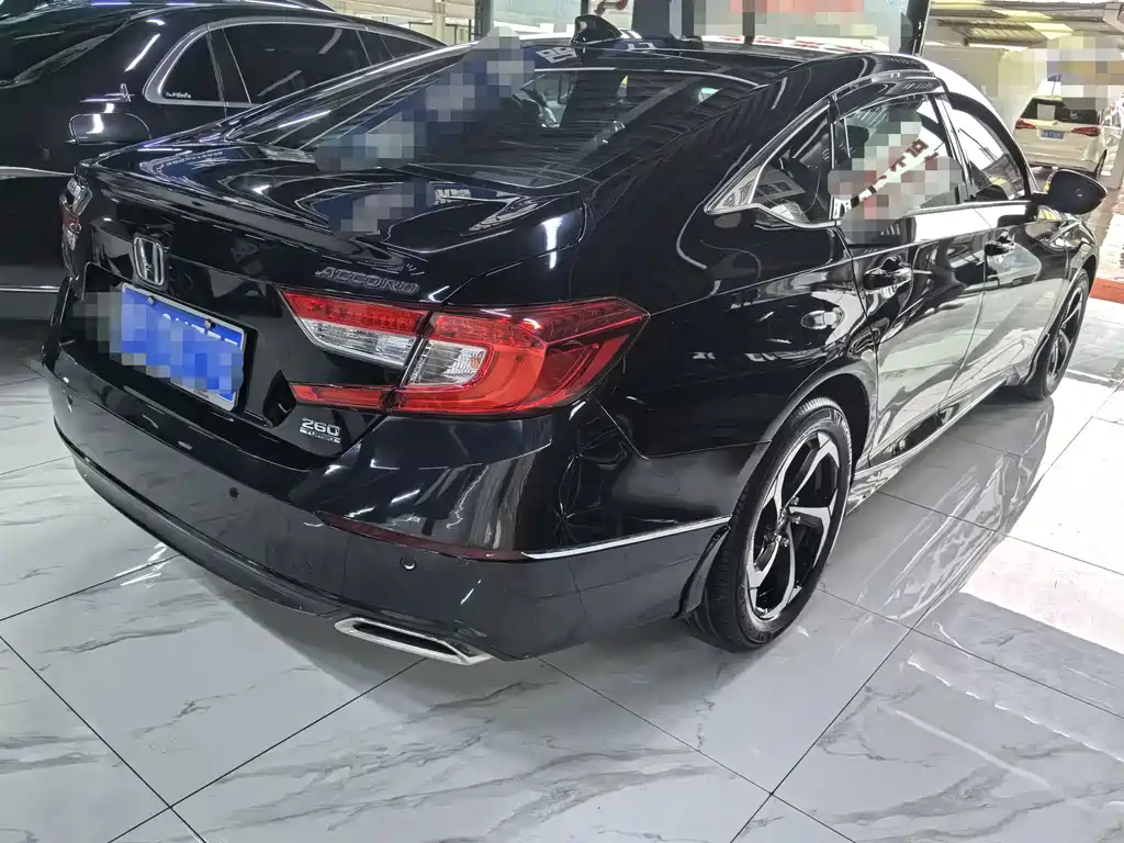 Honda Accord — миниатюра 6