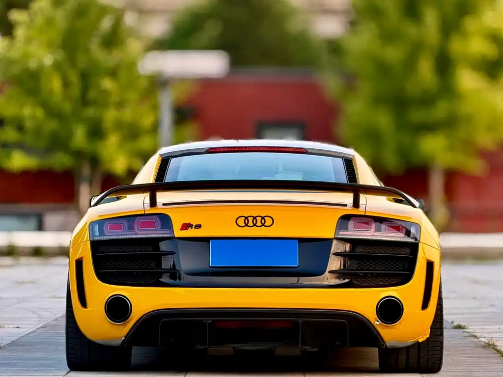 Audi R8 — миниатюра 14