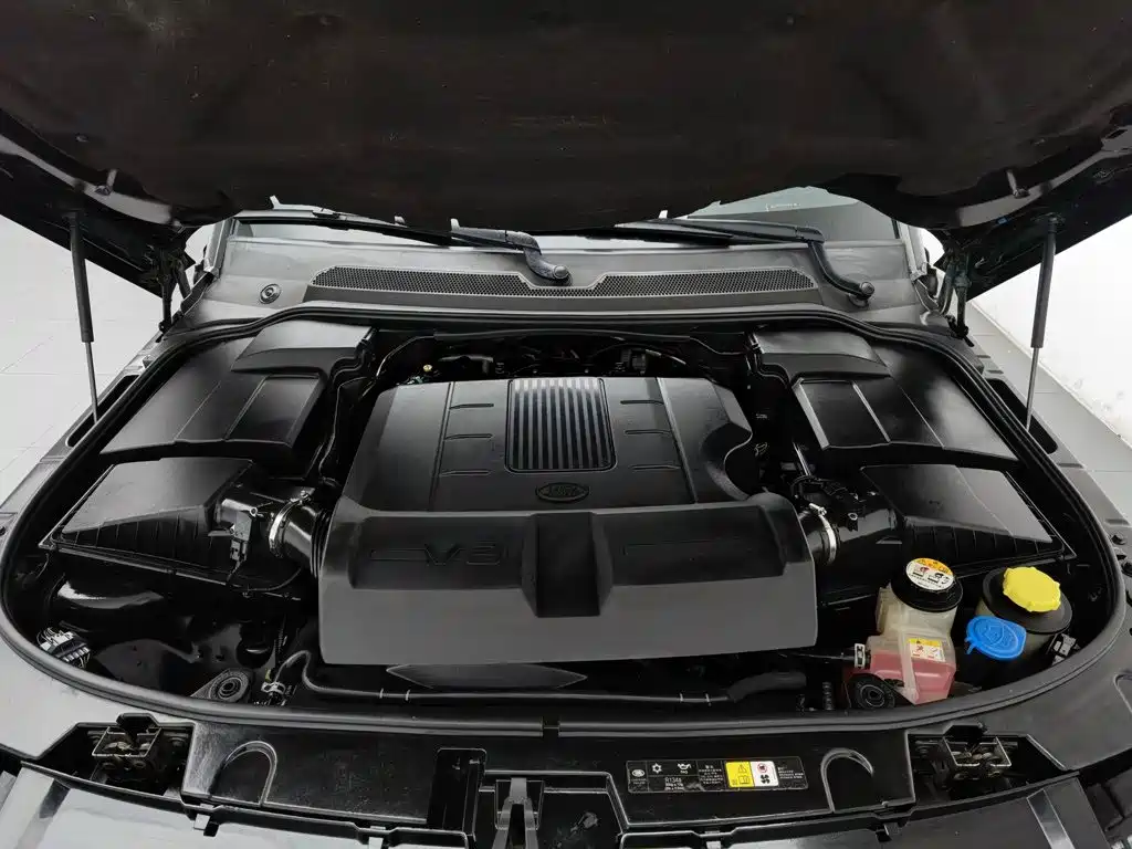 Land Rover Discovery — миниатюра 6