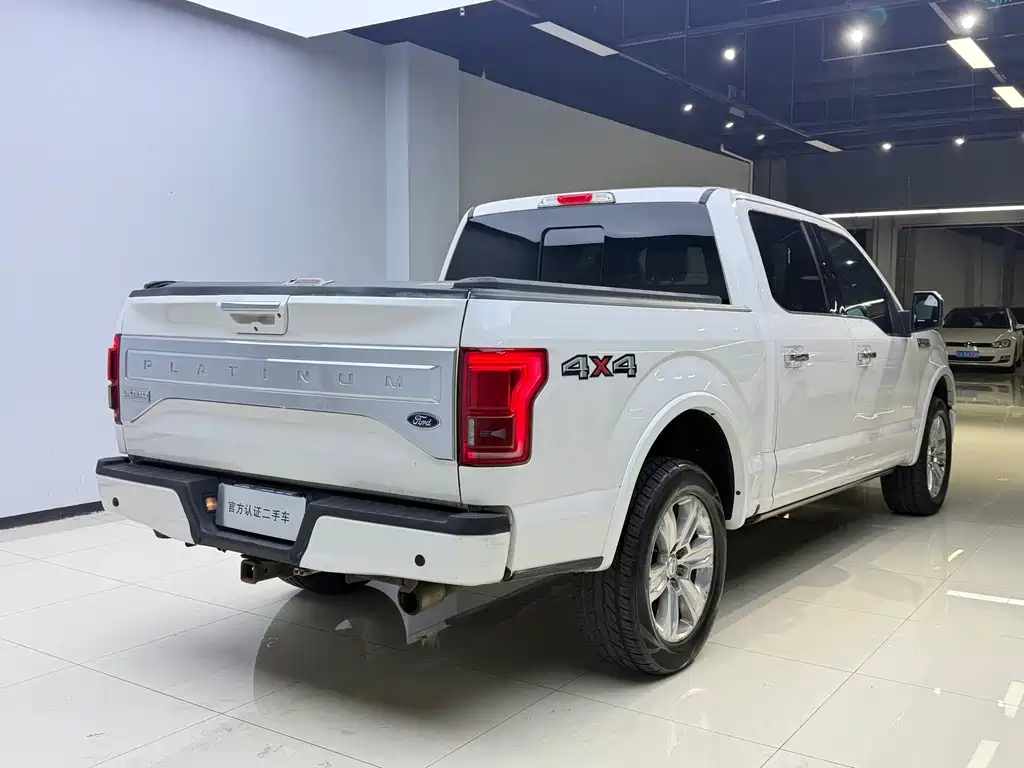 Ford F-150 Raptor — миниатюра 8