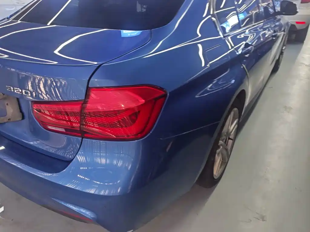 BMW 3 Series — миниатюра 8