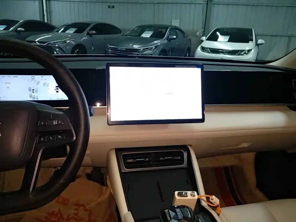 BYD Qin L — миниатюра 13