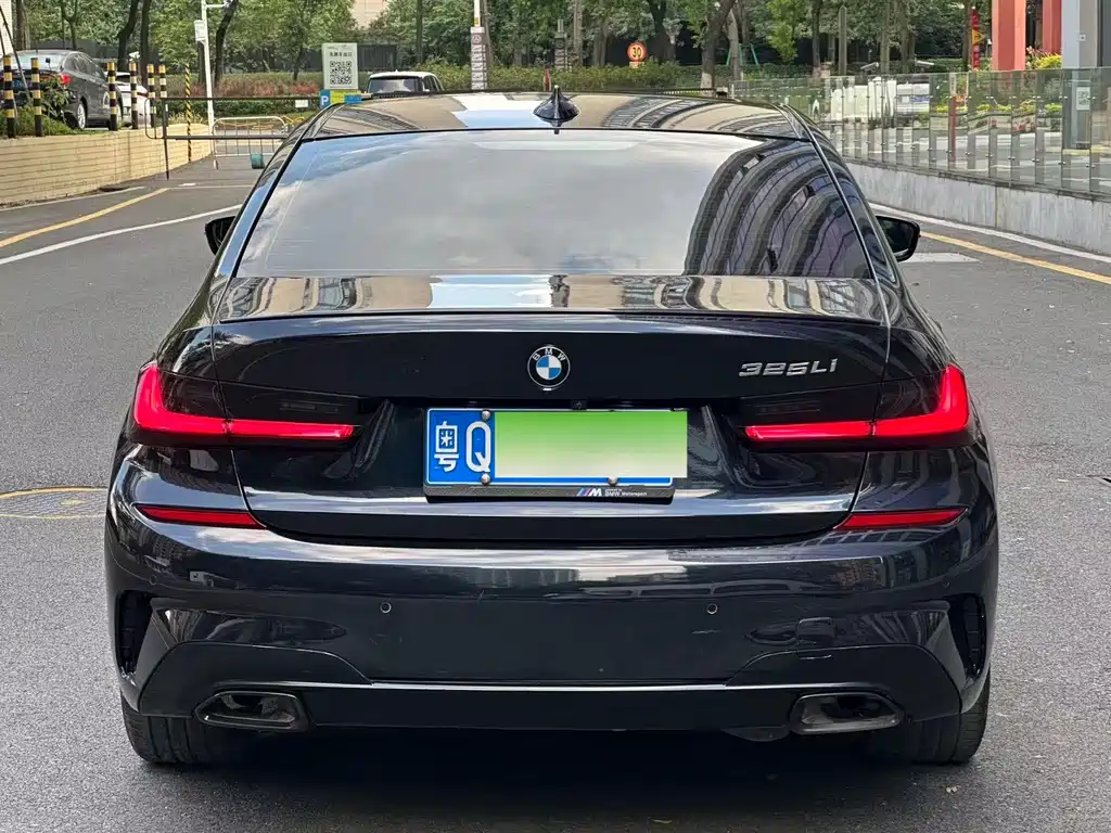 BMW 3 Series — миниатюра 4