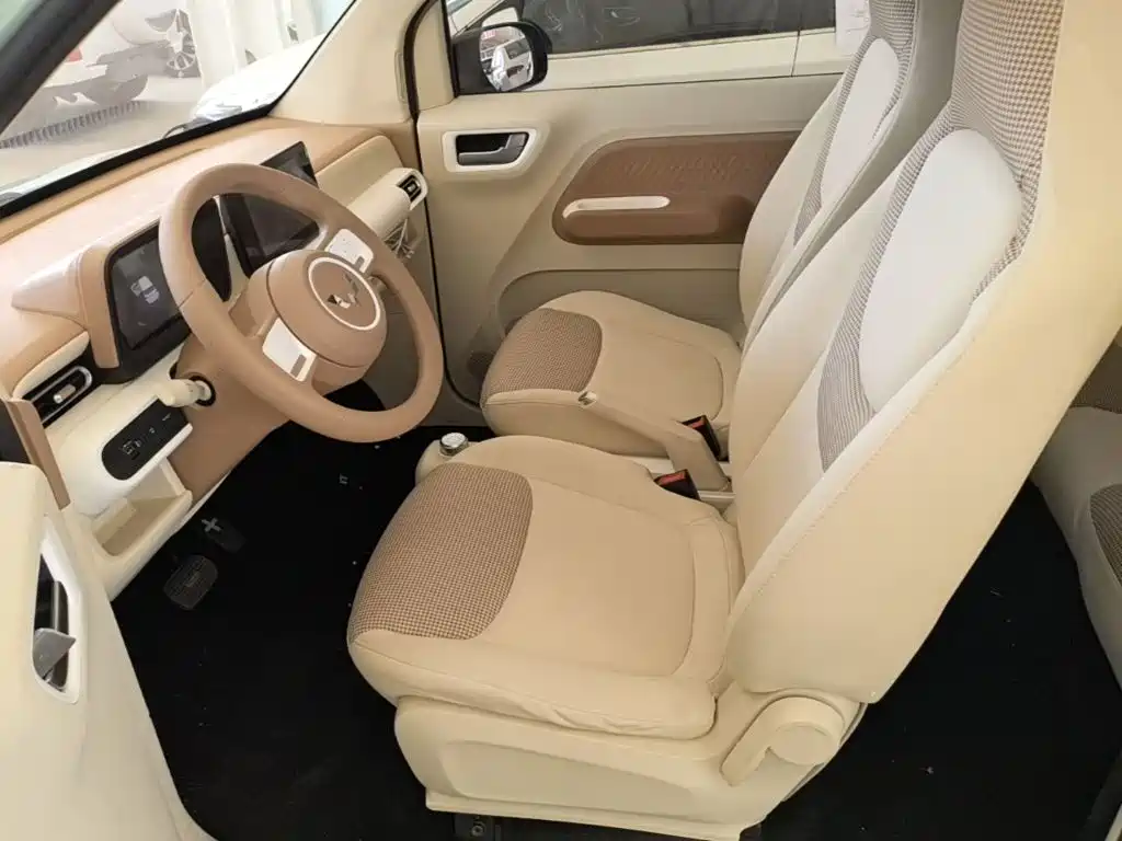 Wuling MINIEV — миниатюра 15
