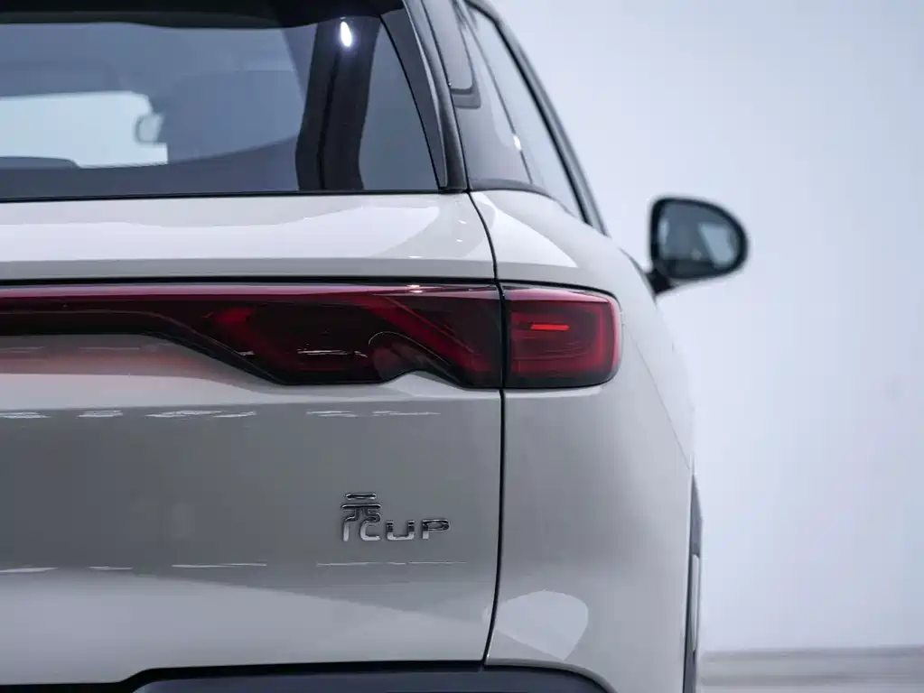 BYD Yuan UP — миниатюра 18