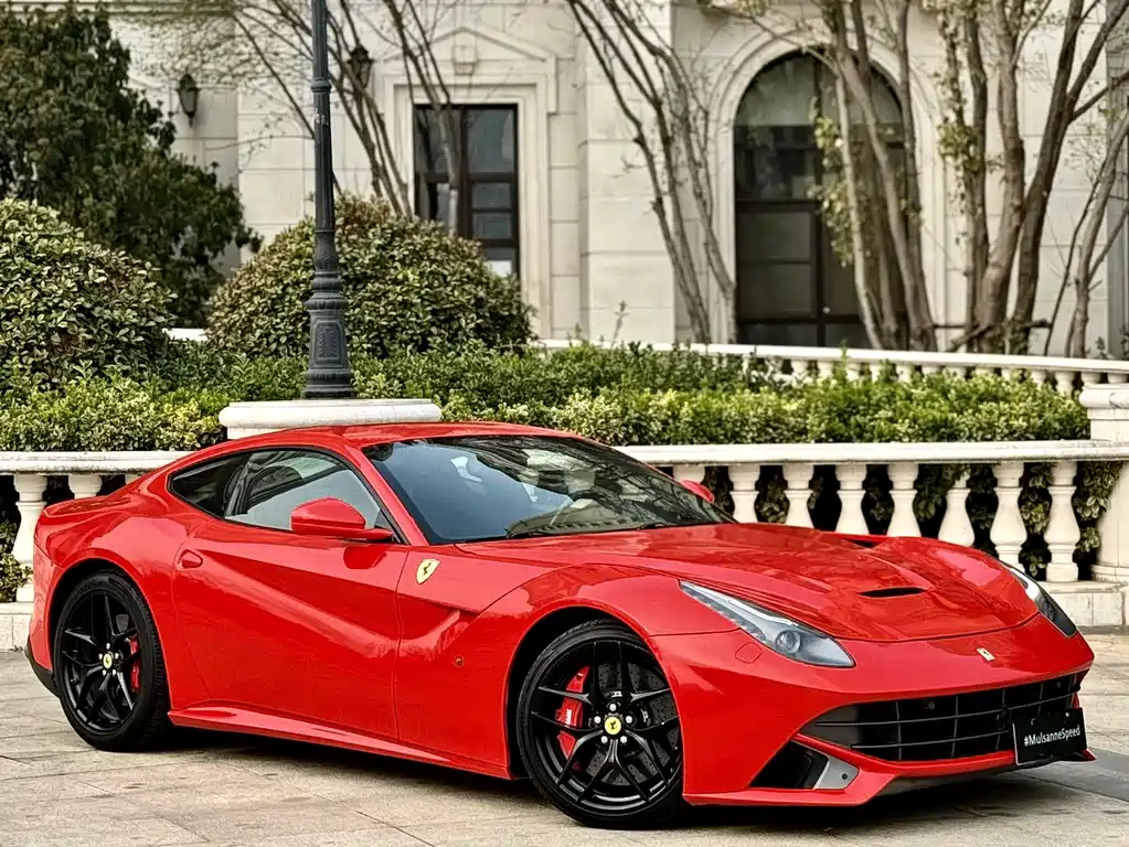 Ferrari F12berlinetta 2015