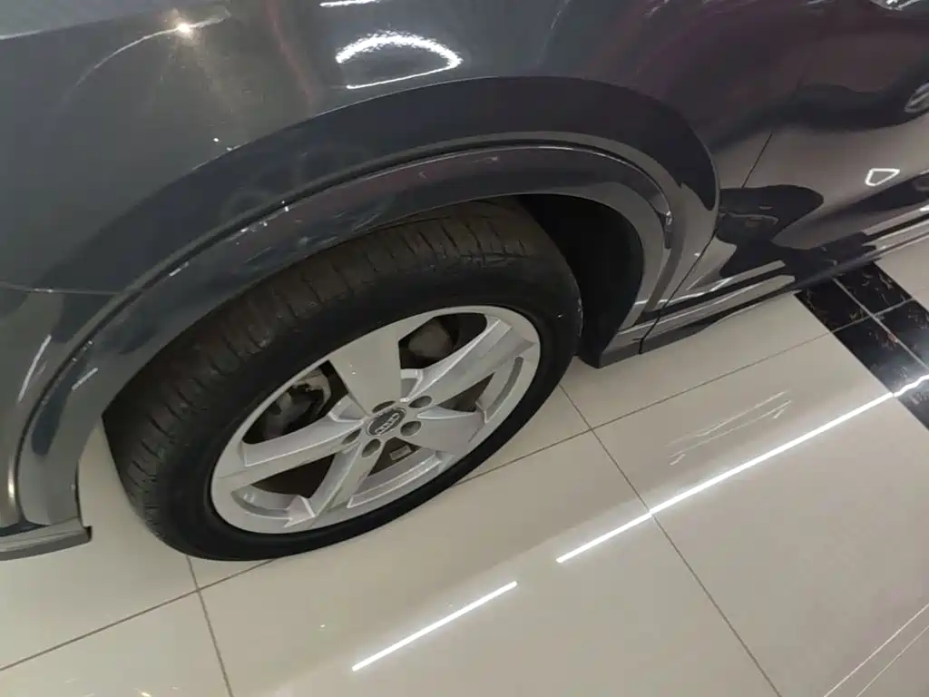 Audi Q2L — миниатюра 23