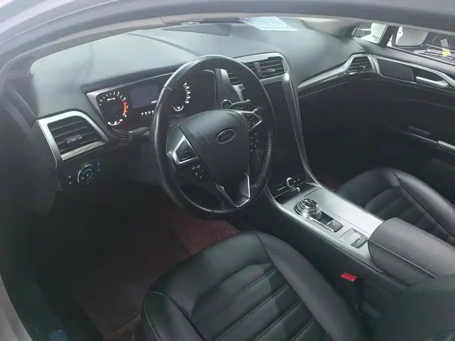 Ford Mondeo — миниатюра 12