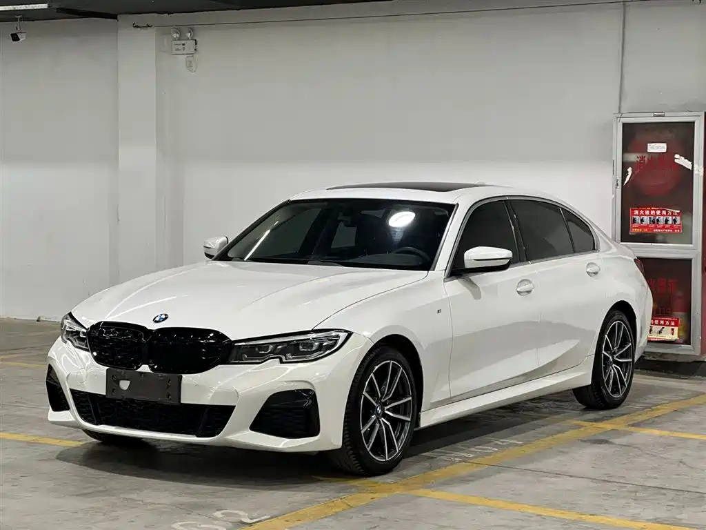 BMW 3 Series 2021