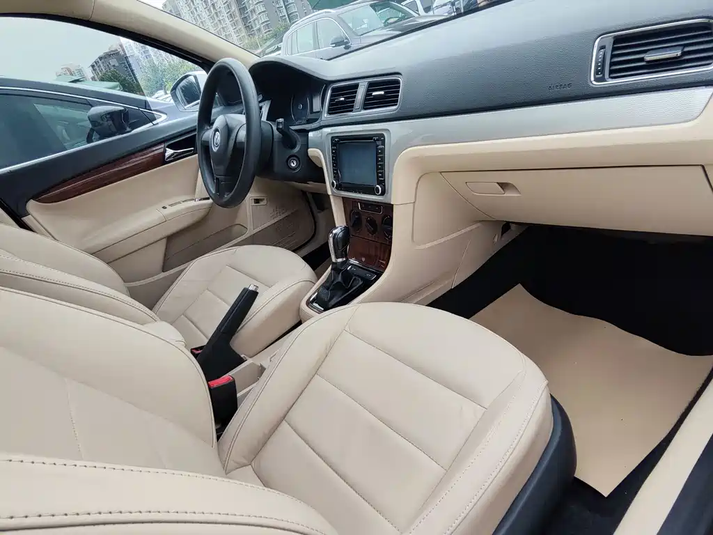 Volkswagen Lavida — миниатюра 12