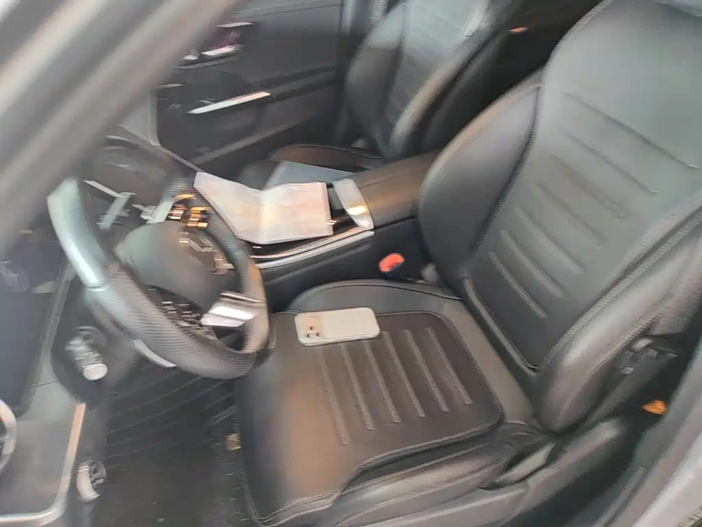Mercedes-Benz C-Class — миниатюра 15