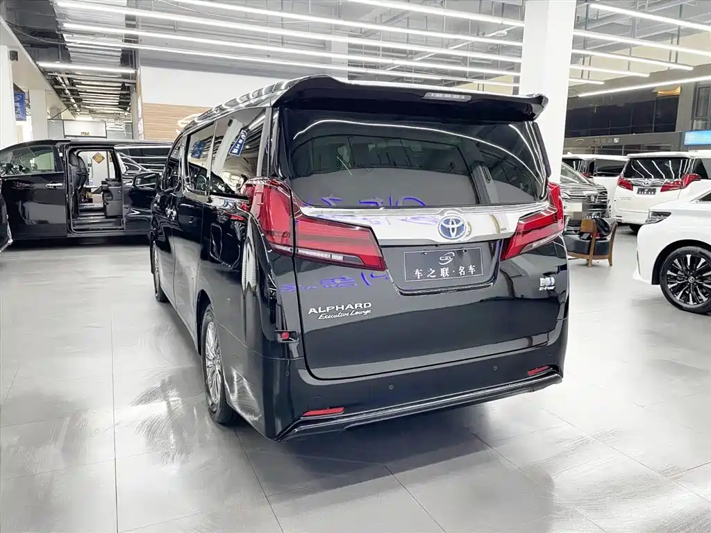 Toyota Alphard 2019 2.5L Luxury