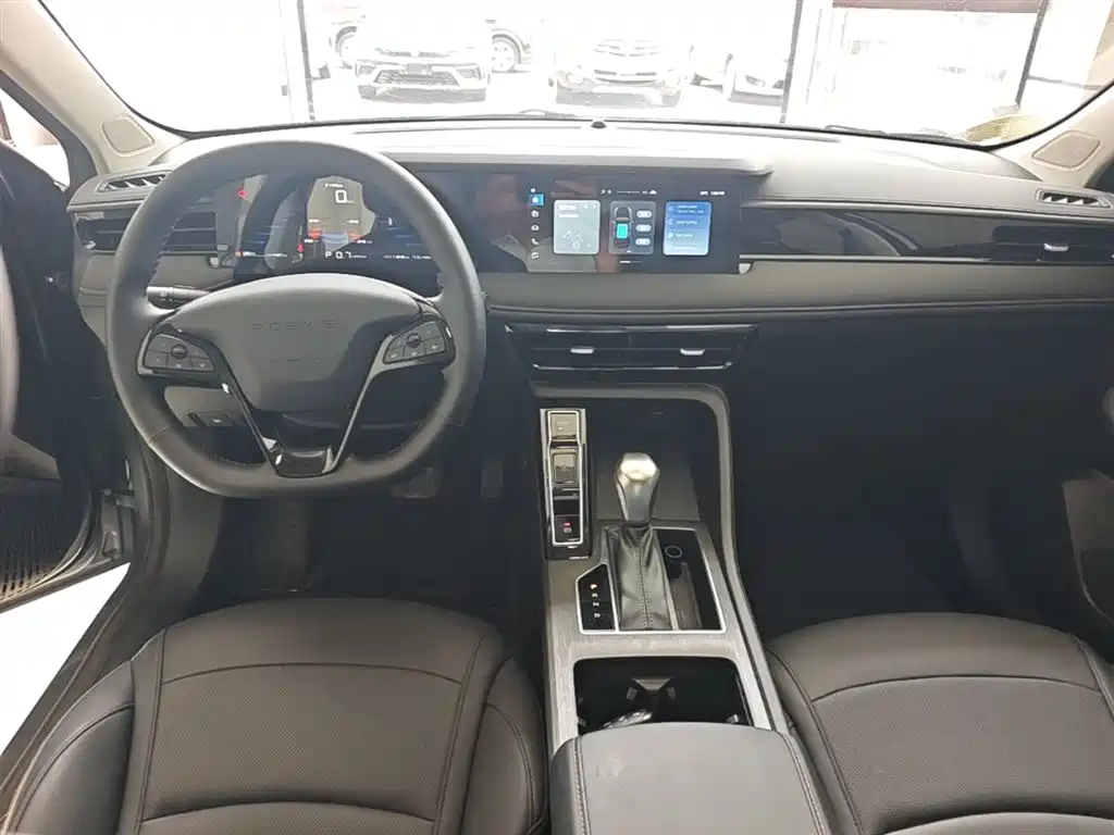 Roewe i5 2023 1.5L CVT Luxury