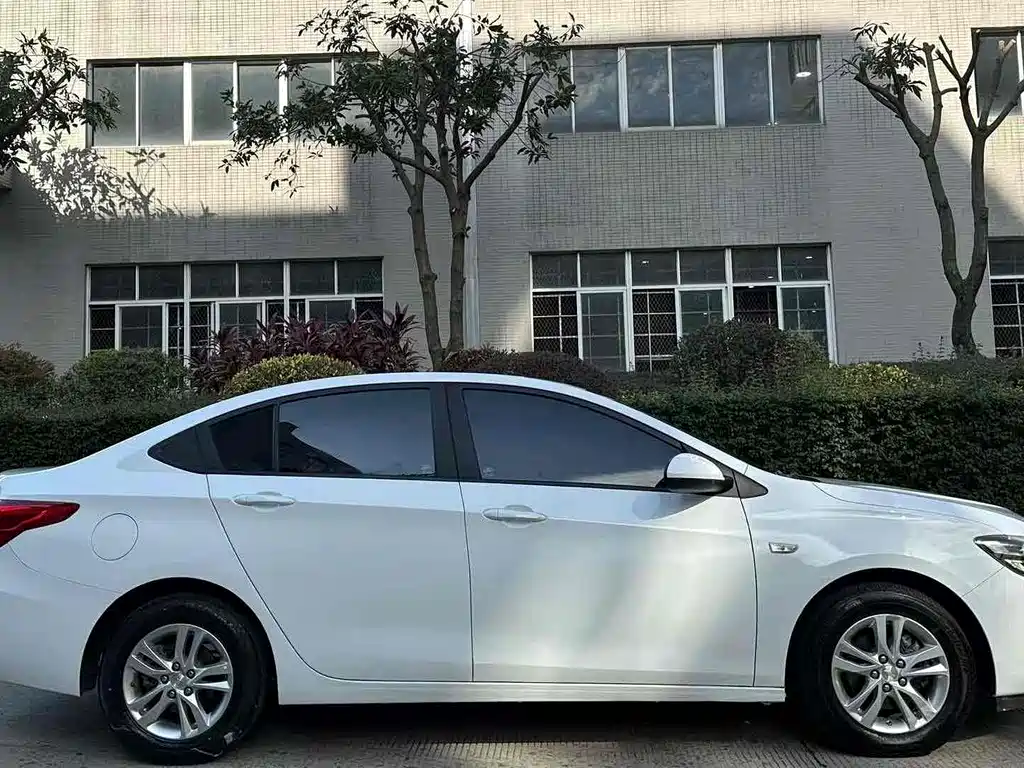 Chevrolet Cavalier 2018 320 AT