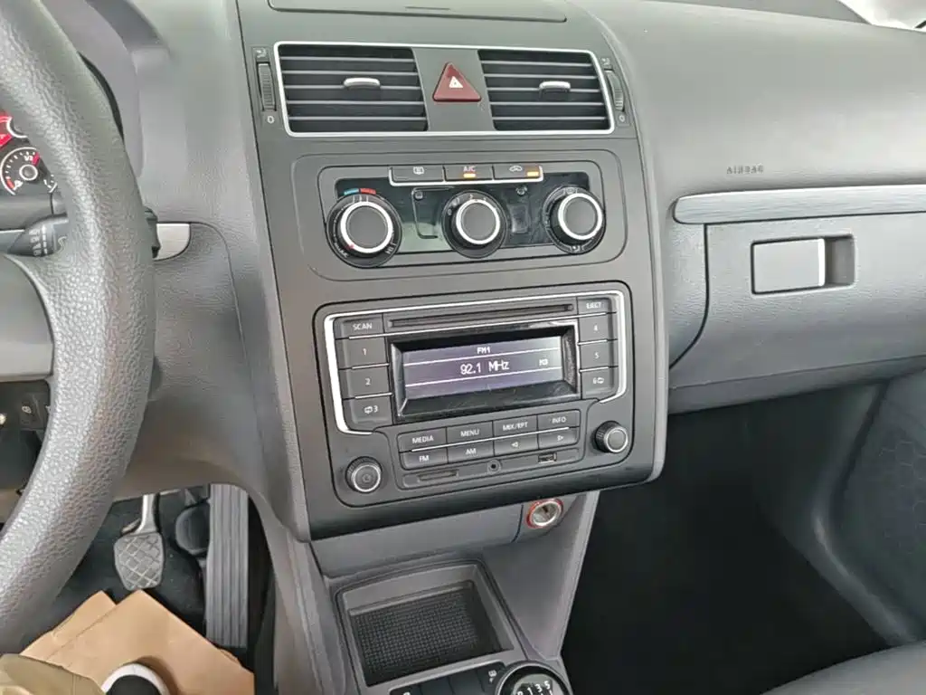 Volkswagen Touran — миниатюра 13