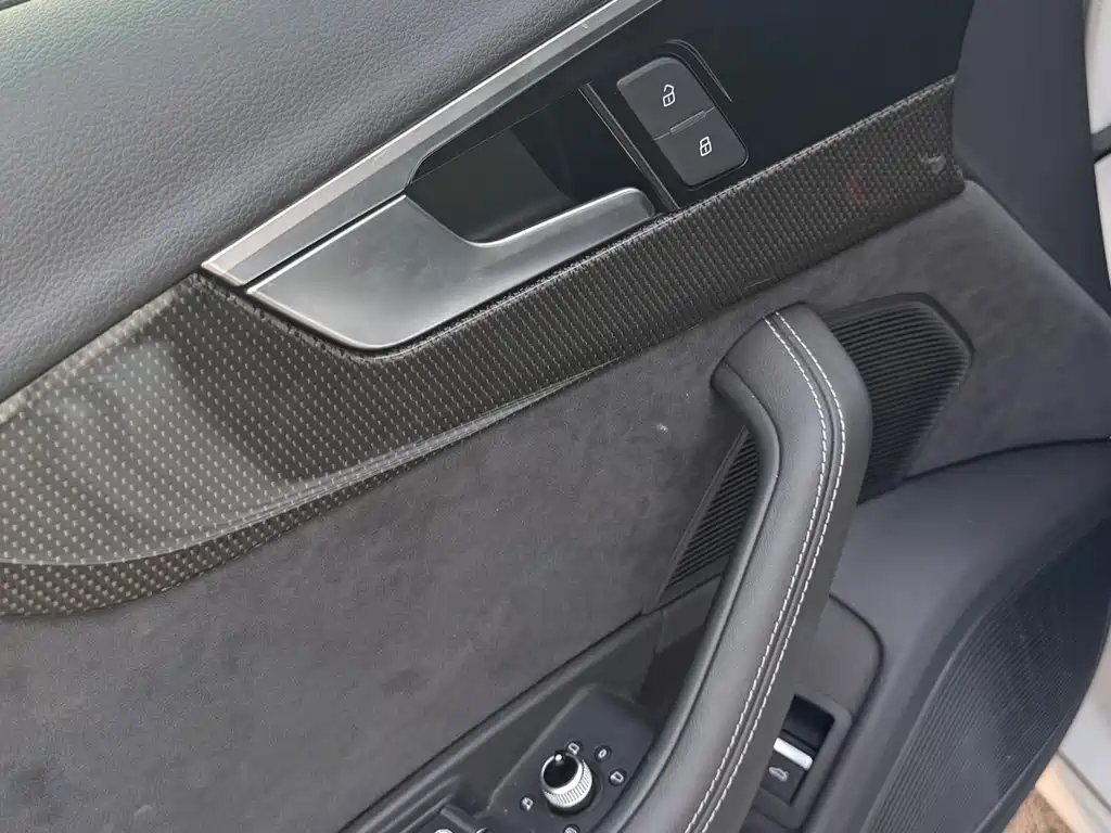 Audi S4 — миниатюра 12