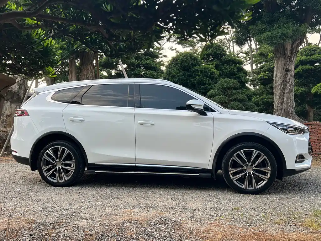 BYD Tang — миниатюра 7