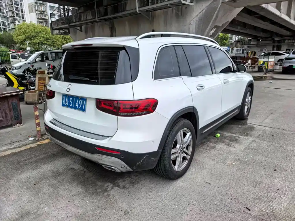 Mercedes-Benz GLB — миниатюра 4