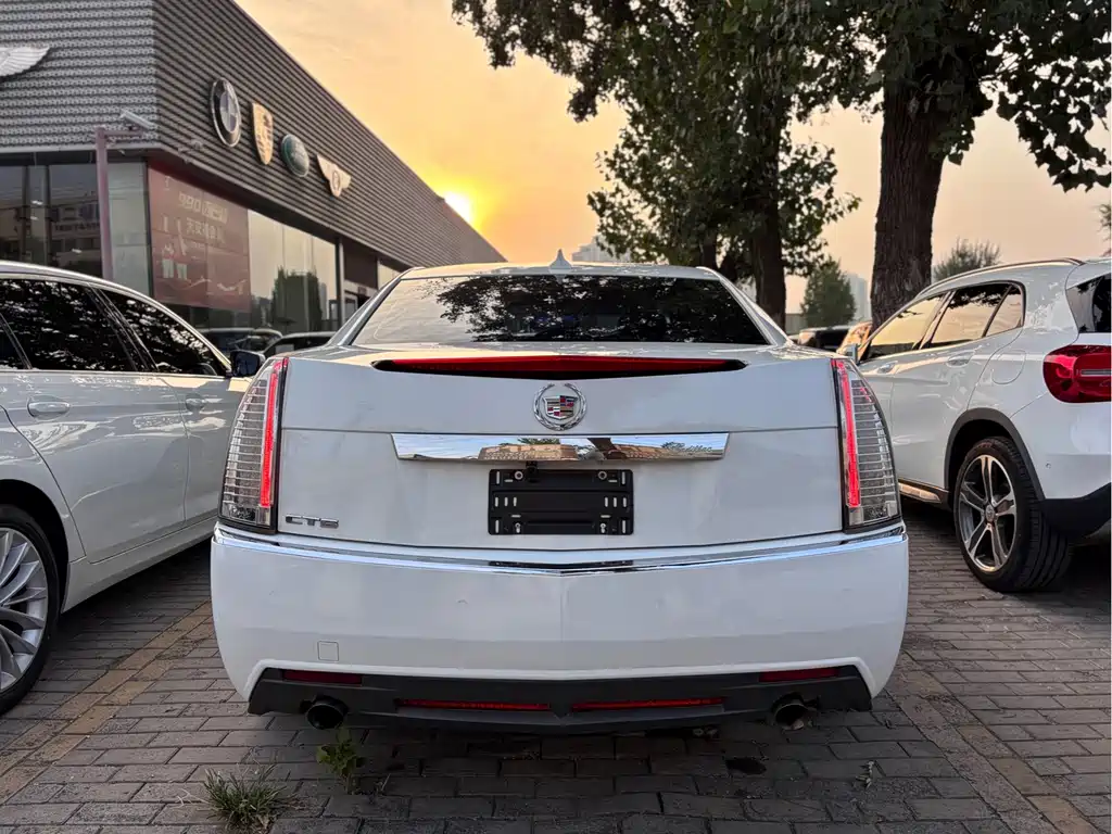 Cadillac CTS — миниатюра 4