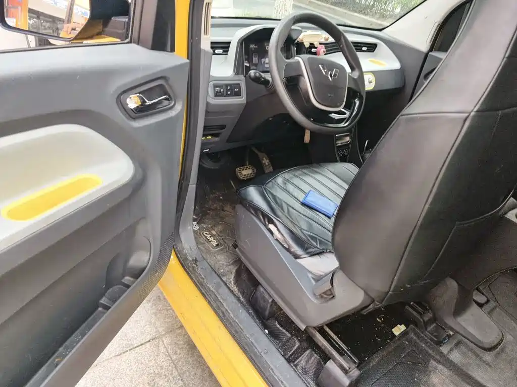 Wuling MINIEV — миниатюра 12