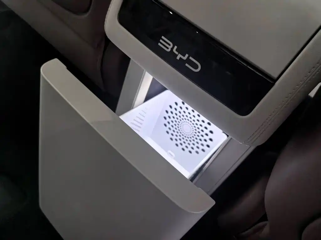 BYD Xia — миниатюра 22