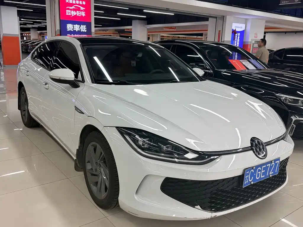 Volkswagen Lamando — миниатюра 2