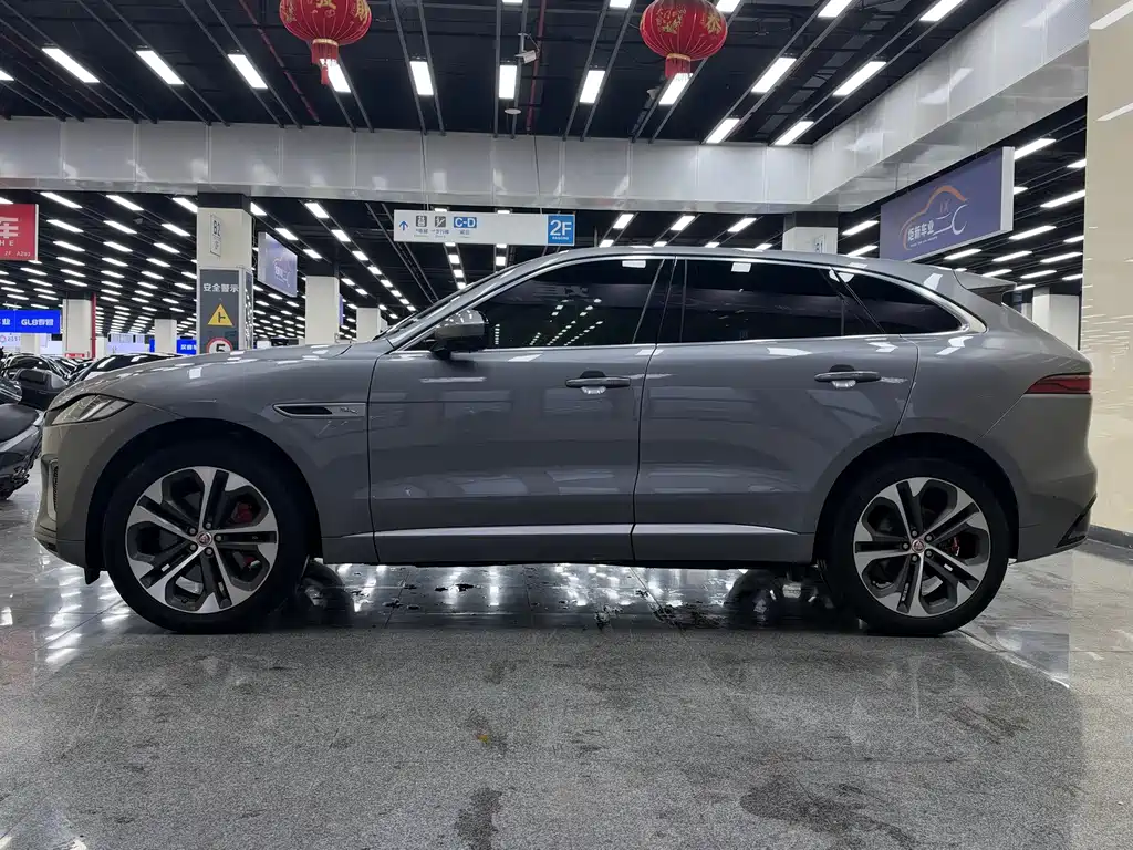 Jaguar F-PACE — миниатюра 7