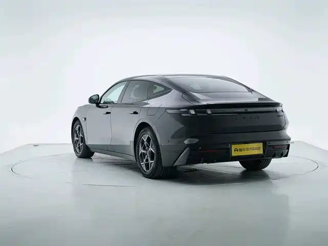 Lynk & Co 10 — миниатюра 7