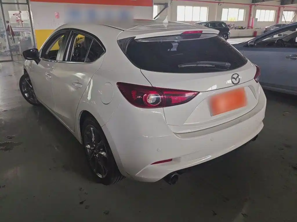 Mazda 3 Axela — миниатюра 8