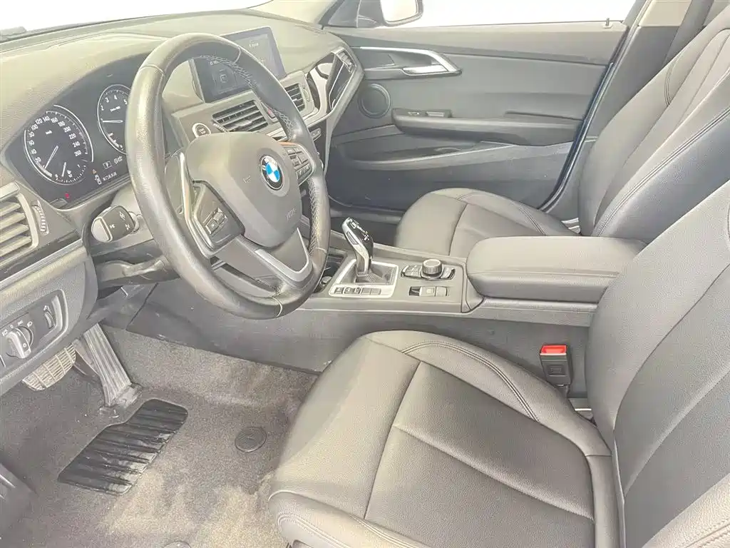 BMW 1 Series — миниатюра 8