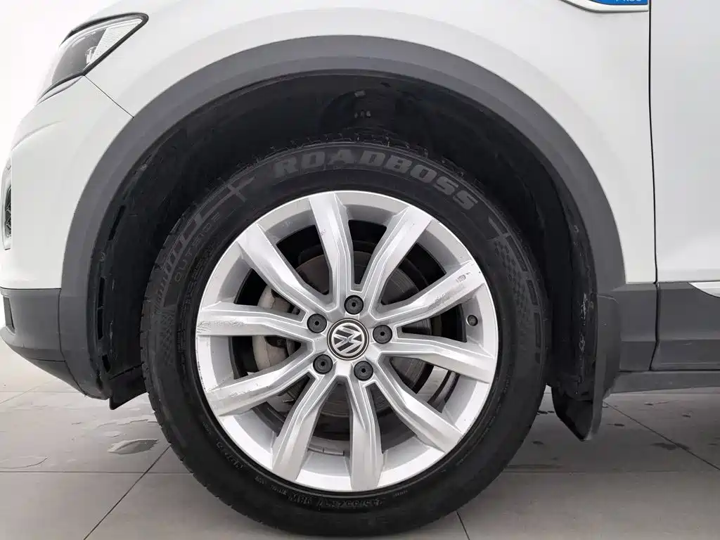 Volkswagen T-Roc — миниатюра 17