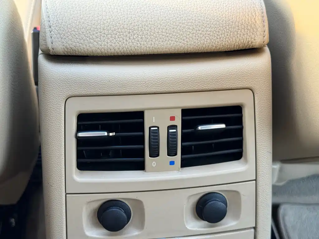BMW 3 Series — миниатюра 12