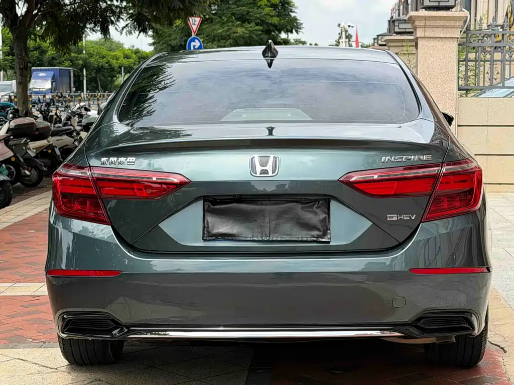 Honda Inspire — миниатюра 8