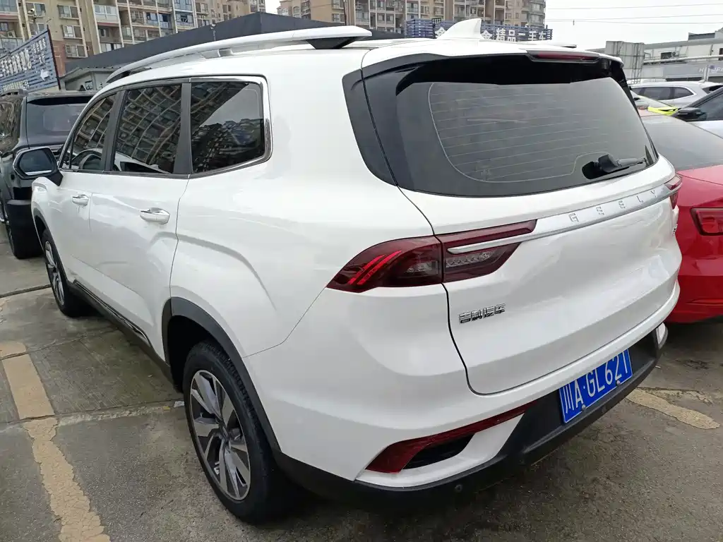 Geely Haoyue — миниатюра 16