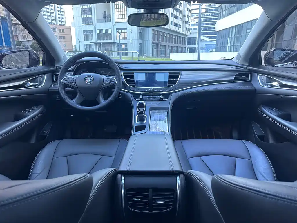 Buick LaCrosse — миниатюра 8