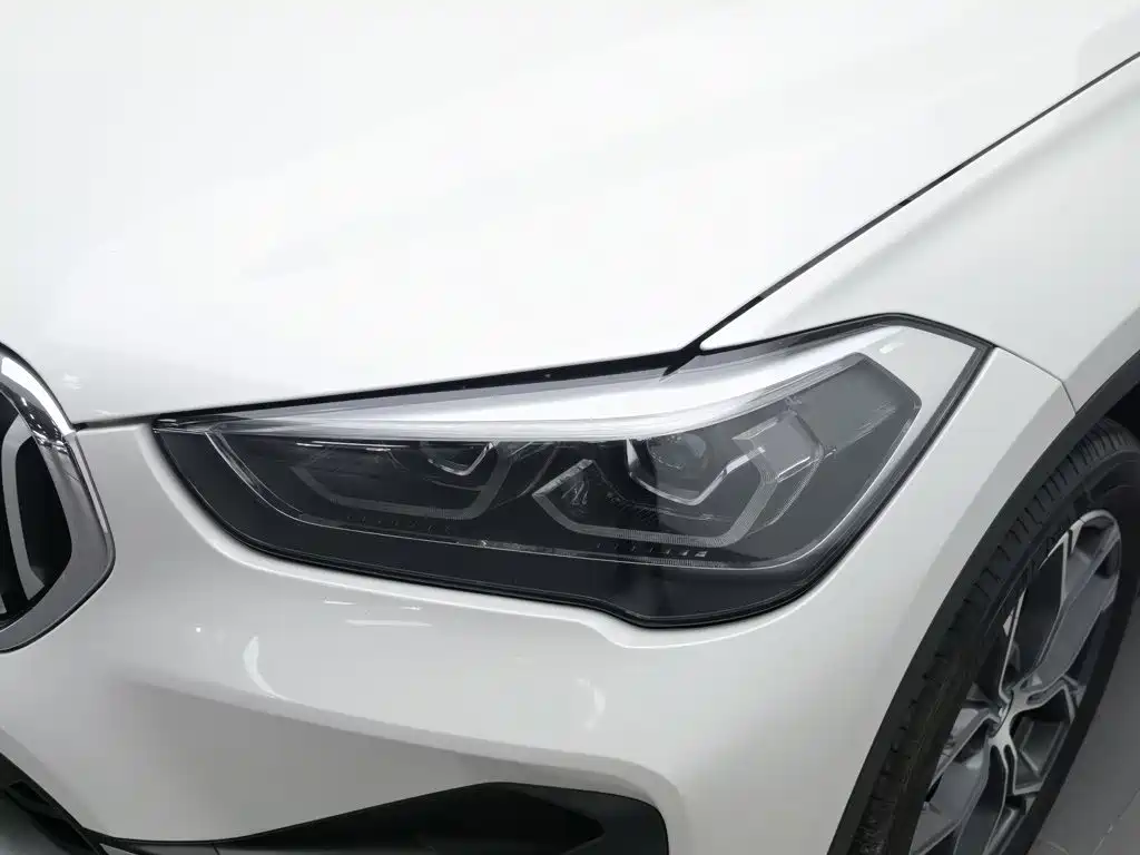 BMW X1 — миниатюра 7