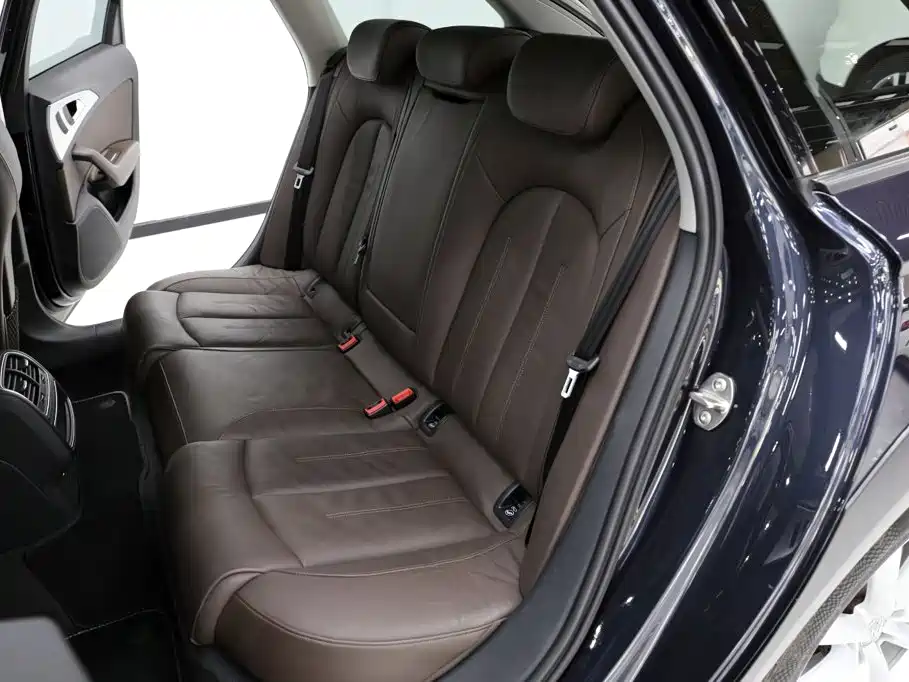 Audi A6 (Import) — миниатюра 8