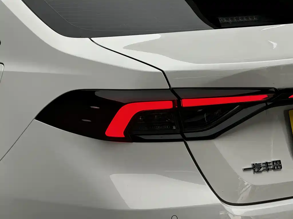 Toyota Corolla — миниатюра 21