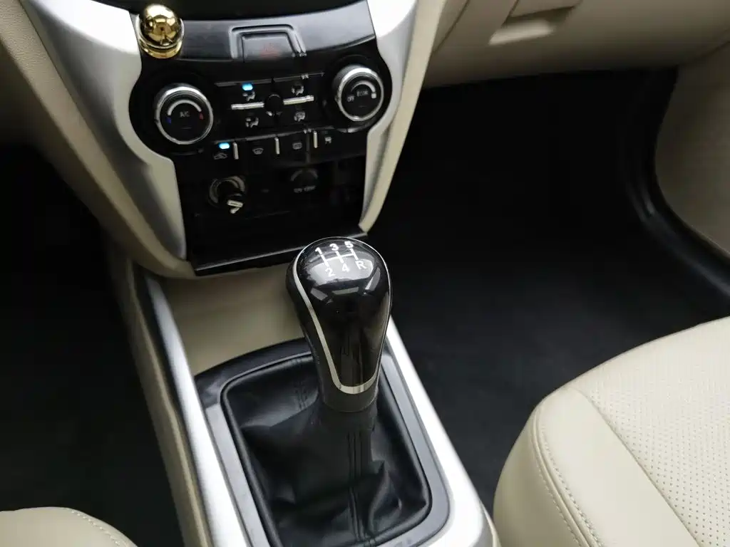 Changan Eado — миниатюра 13